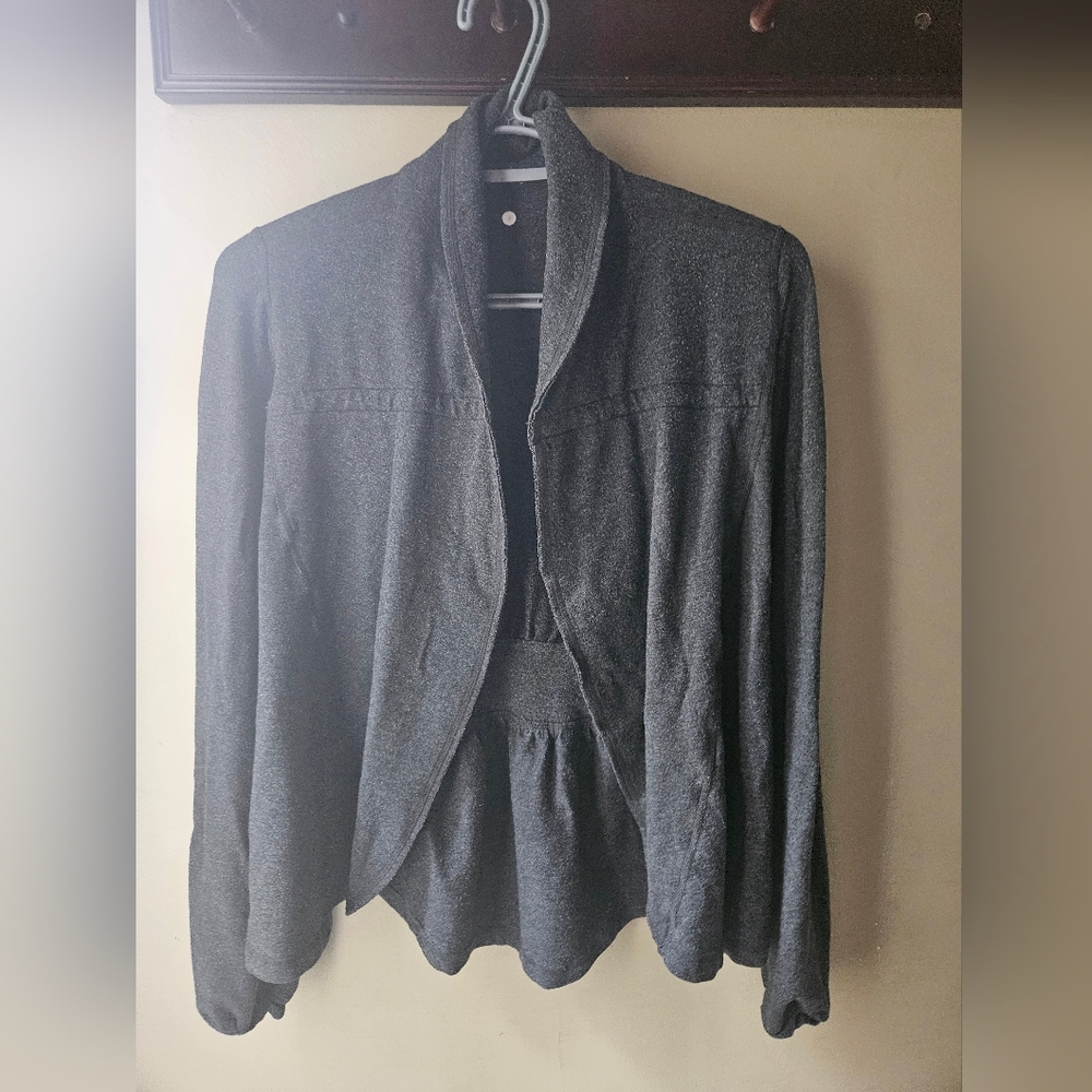 Lululemon Size 4 Cardigan